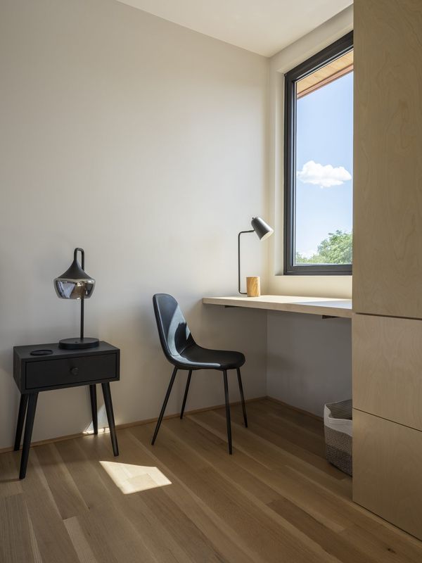 Desk nook