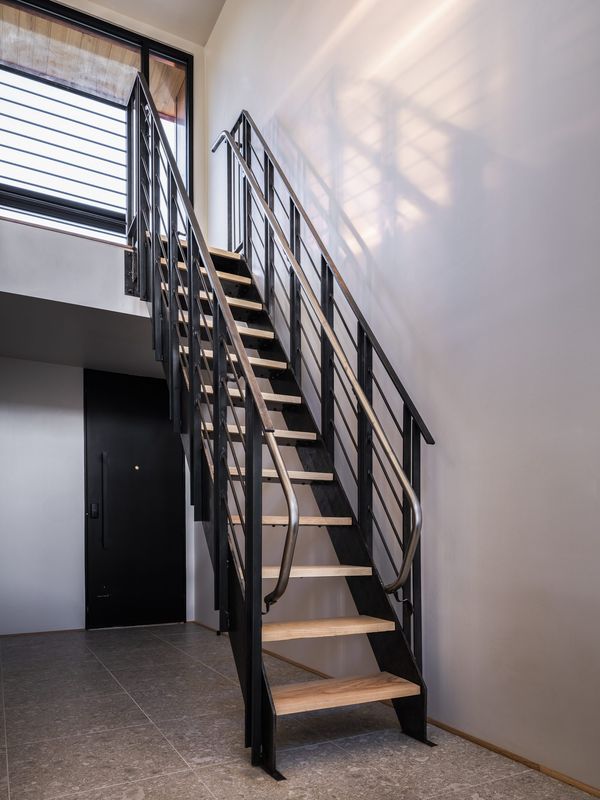 Entry stair