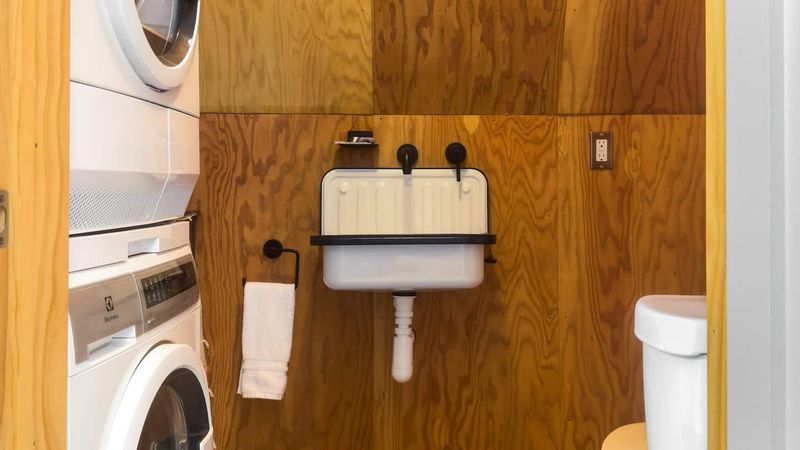 Powder room